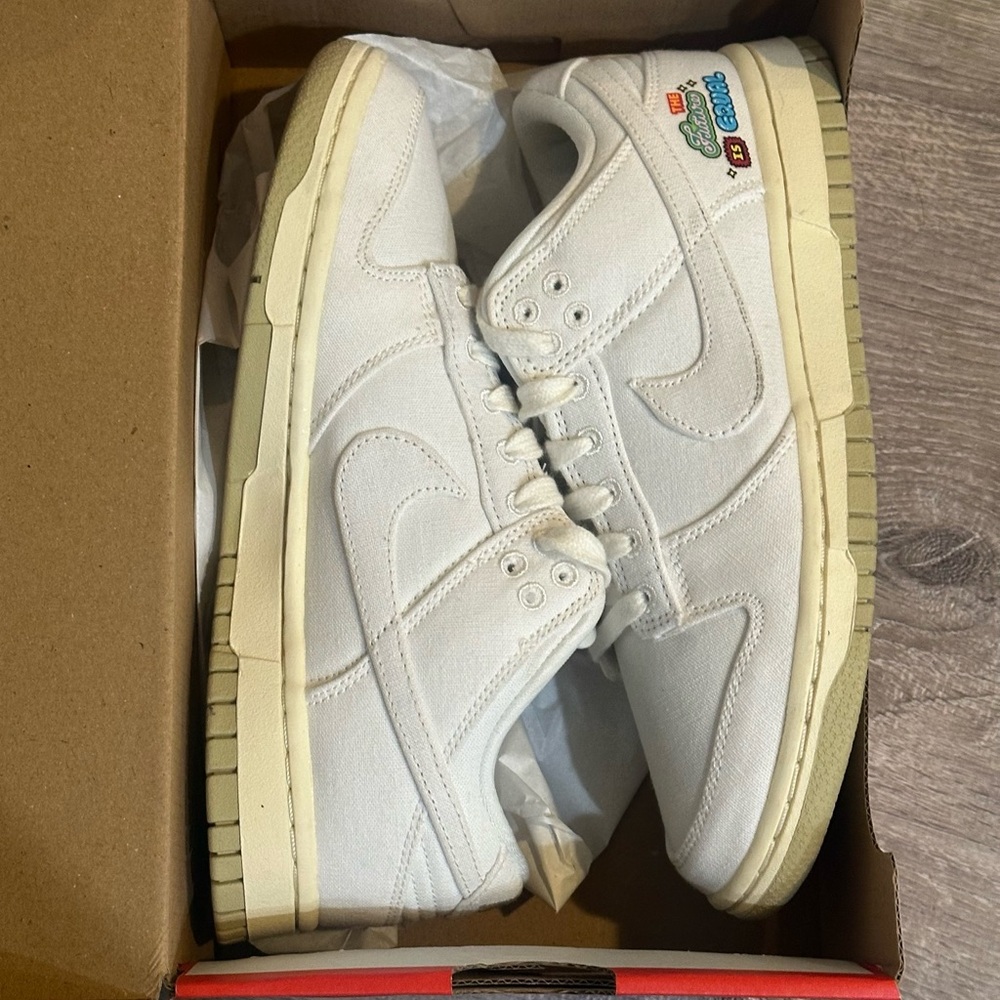 Nike Dunk Low SE